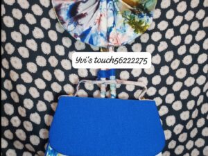 Ensemble sac à main, éventaille, boucles d'oreilles